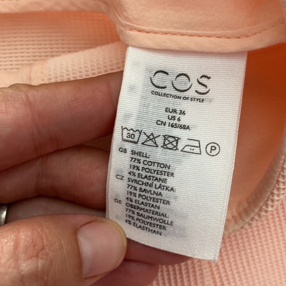 COS peach miniskirt with pockets size 6 usa - Picture 4 of 6
